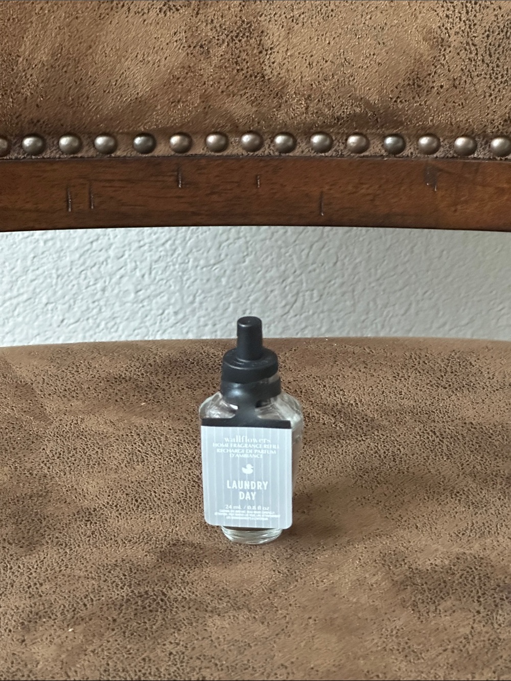 Bath & Body Works Laundry Day Scent Refill - Clear Bottle with Black Cap